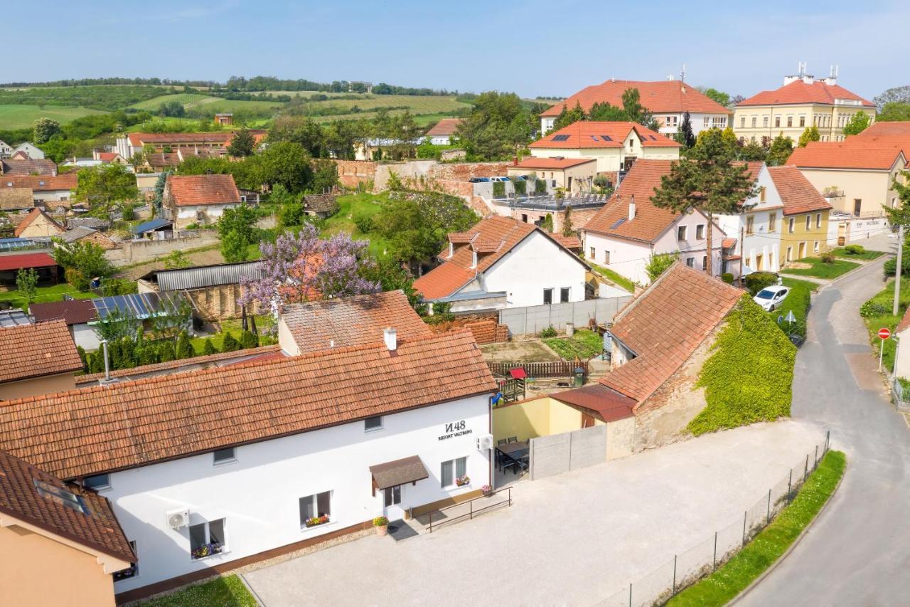 Resort Valtberg - Depandance Valtice Zewnętrze zdjęcie