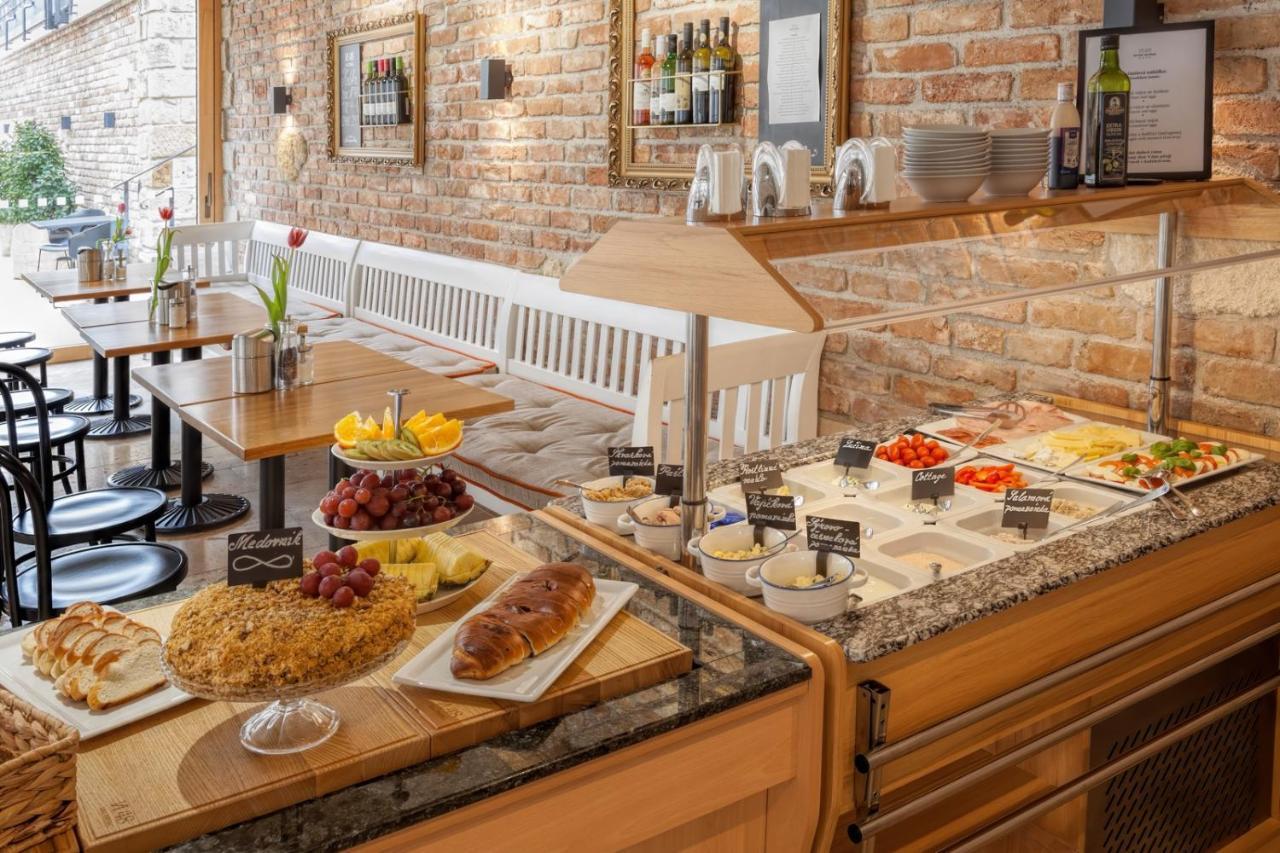 Resort Valtberg - Depandance Valtice Zewnętrze zdjęcie
